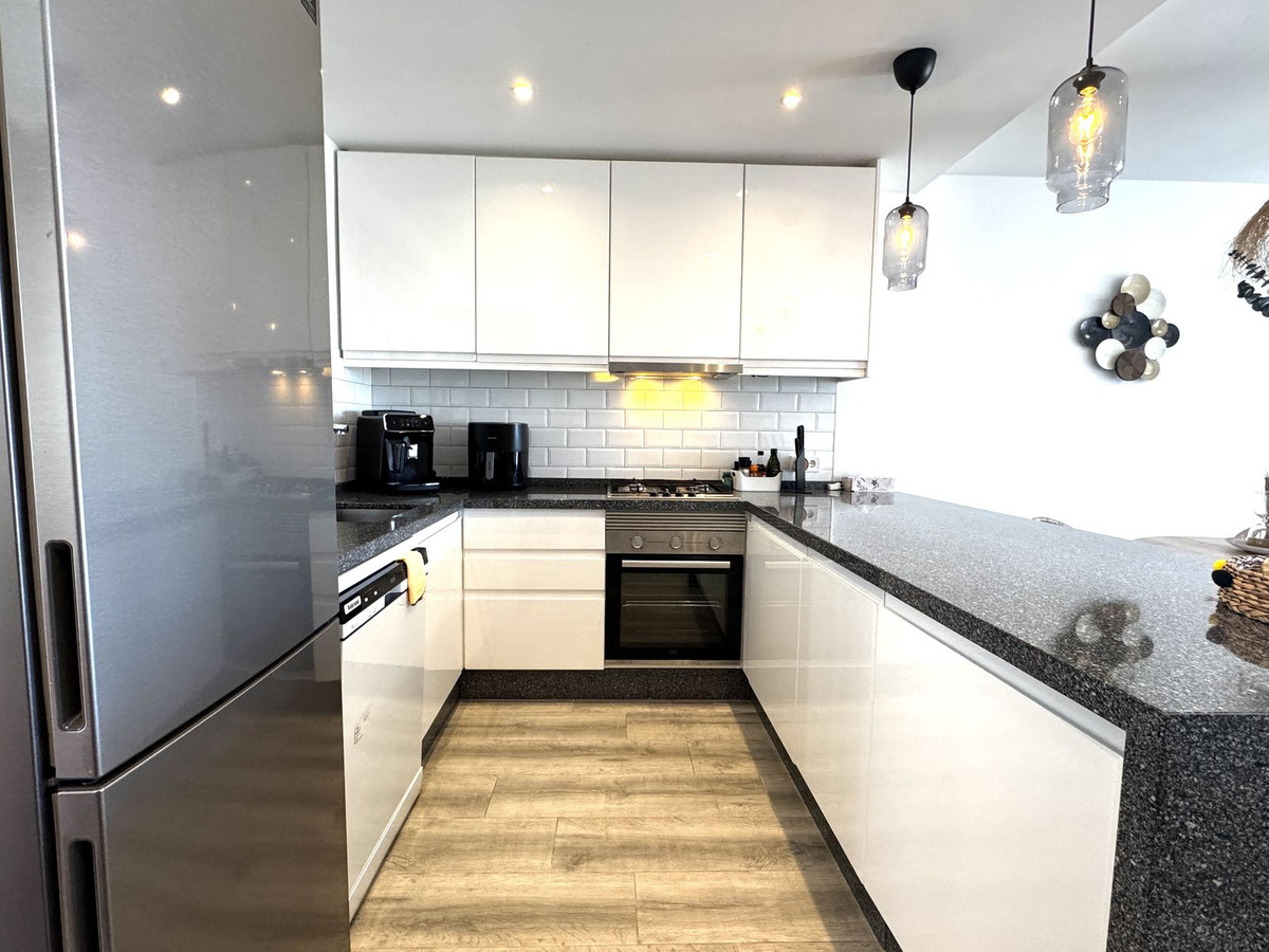2 bedroom Apartments for sale in Riviera del Sol – R5183869