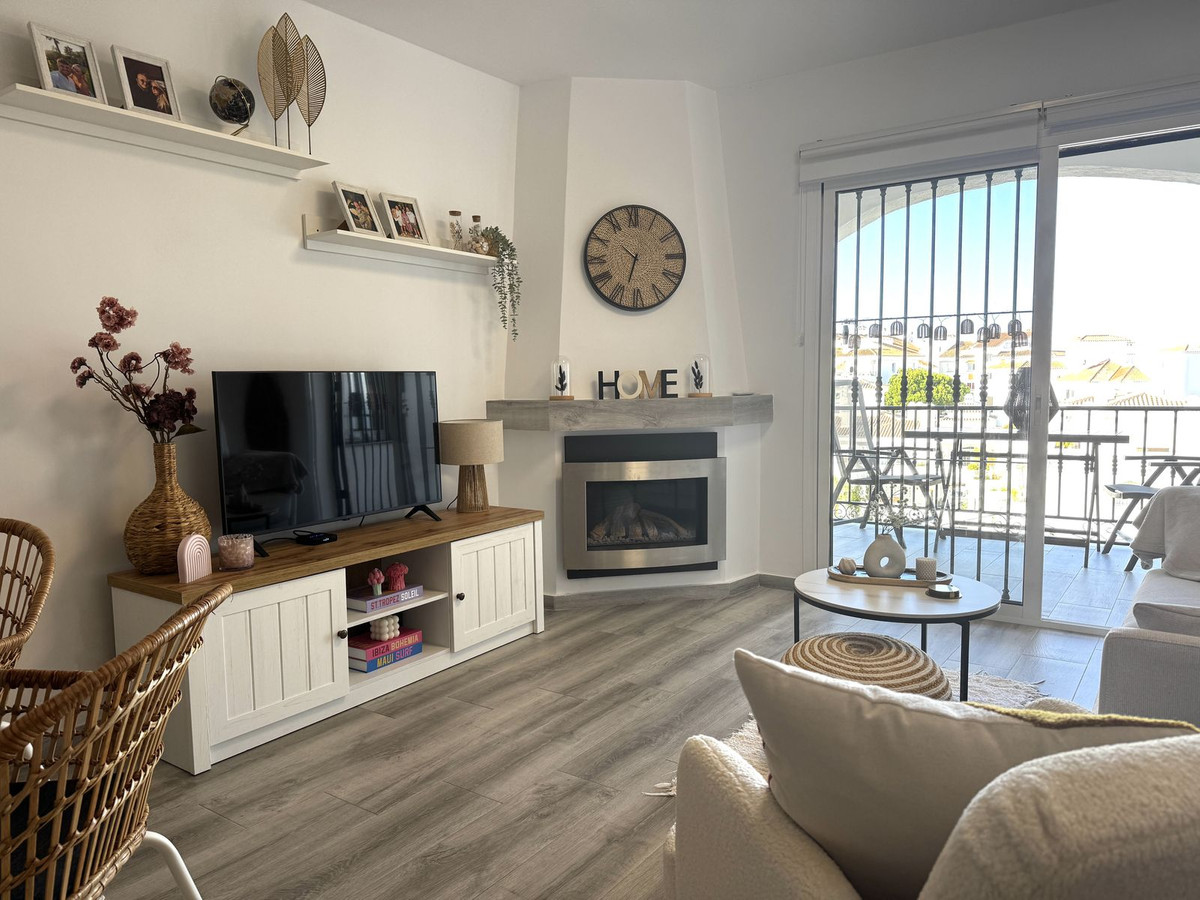 2 bedroom Apartments for sale in Riviera del Sol – R5183869