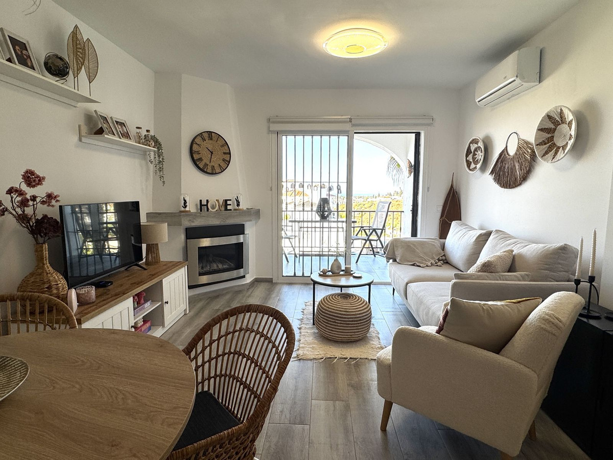 2 bedroom Apartments for sale in Riviera del Sol – R5183869
