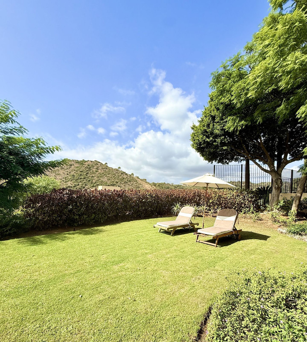 2 bedroom Apartments for sale in Los Arqueros – R5191708