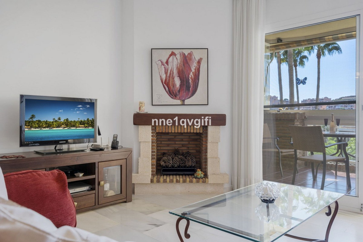 2 bedroom Apartments for sale in Calahonda – R5167570