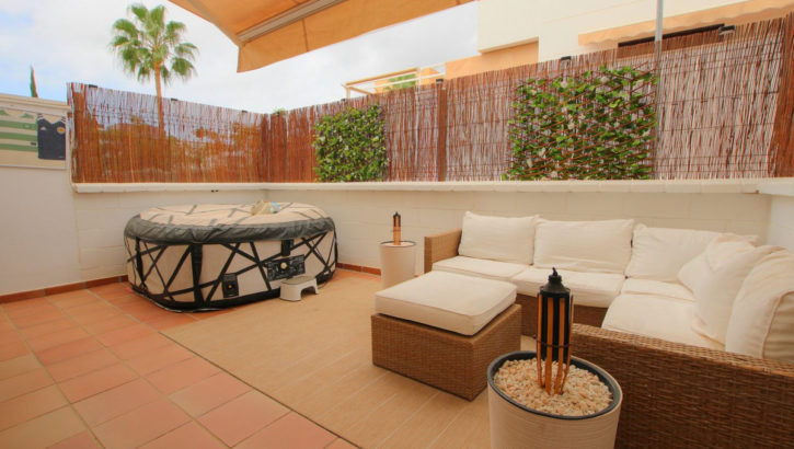 Apartamentos de 2 dormitorios en venta en La Cala de Mijas – R5182360 en 