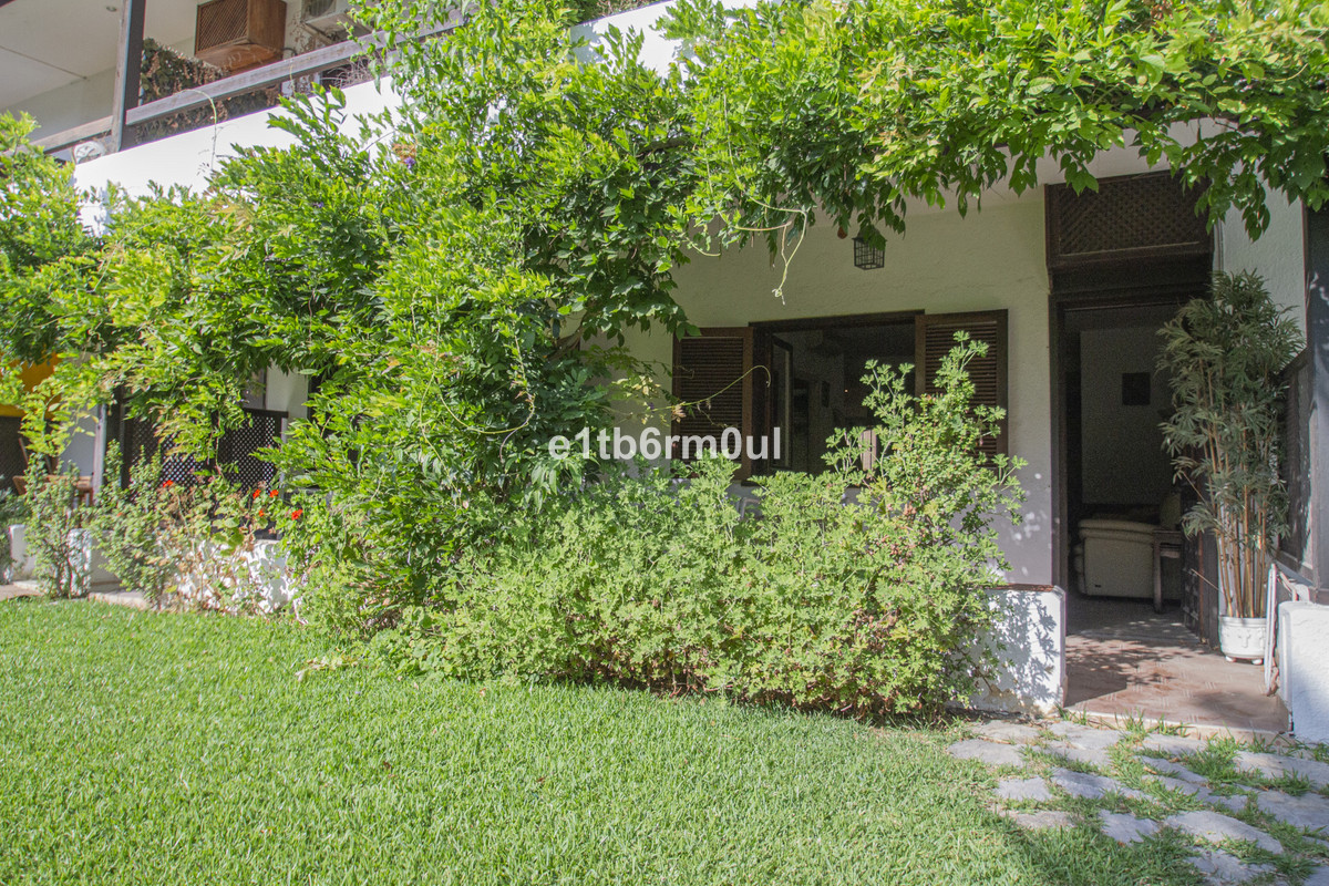 1 bedroom Apartments for sale in Milla de Oro – R5139157