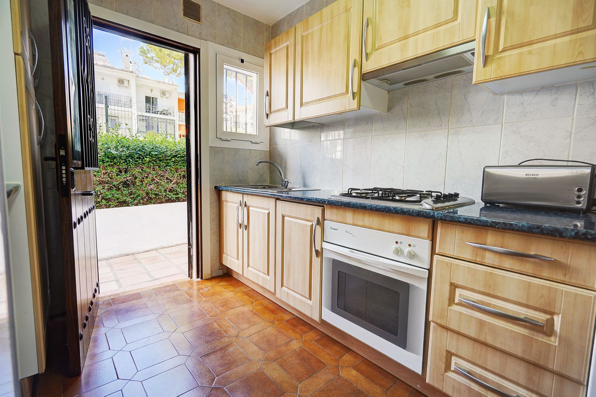 Adosados de 2 dormitorios en venta en Marbella – R5179339 Adosados de 2 dormitorios en venta en Marbella – R5179339