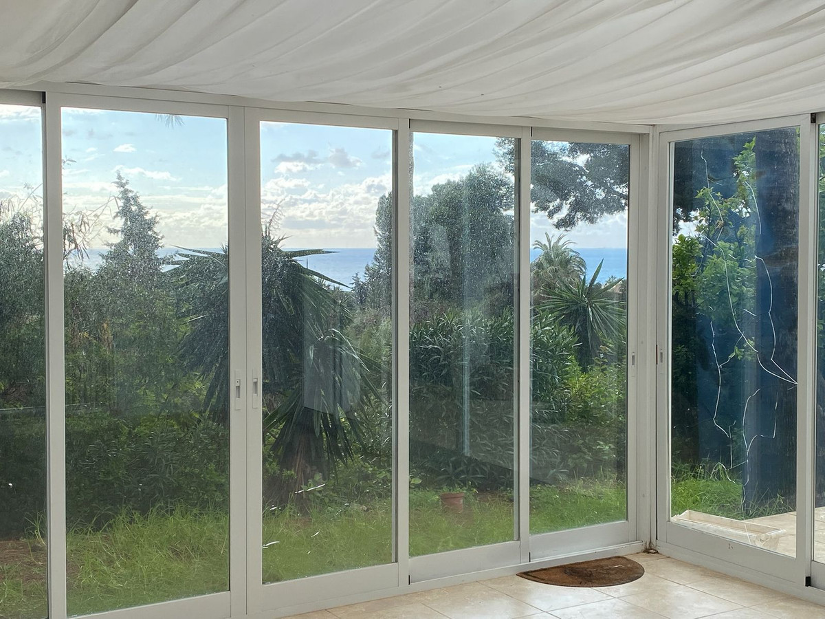 3 bedroom Villas for sale in Calahonda – R4908952