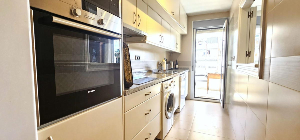 2 bedroom Apartments for sale in Marbella – R5186836