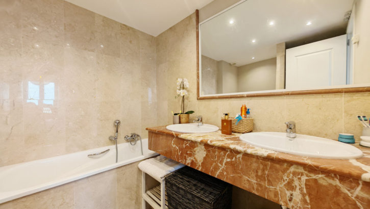 Apartamentos de 3 dormitorios en venta en Mijas – R5196973 en 