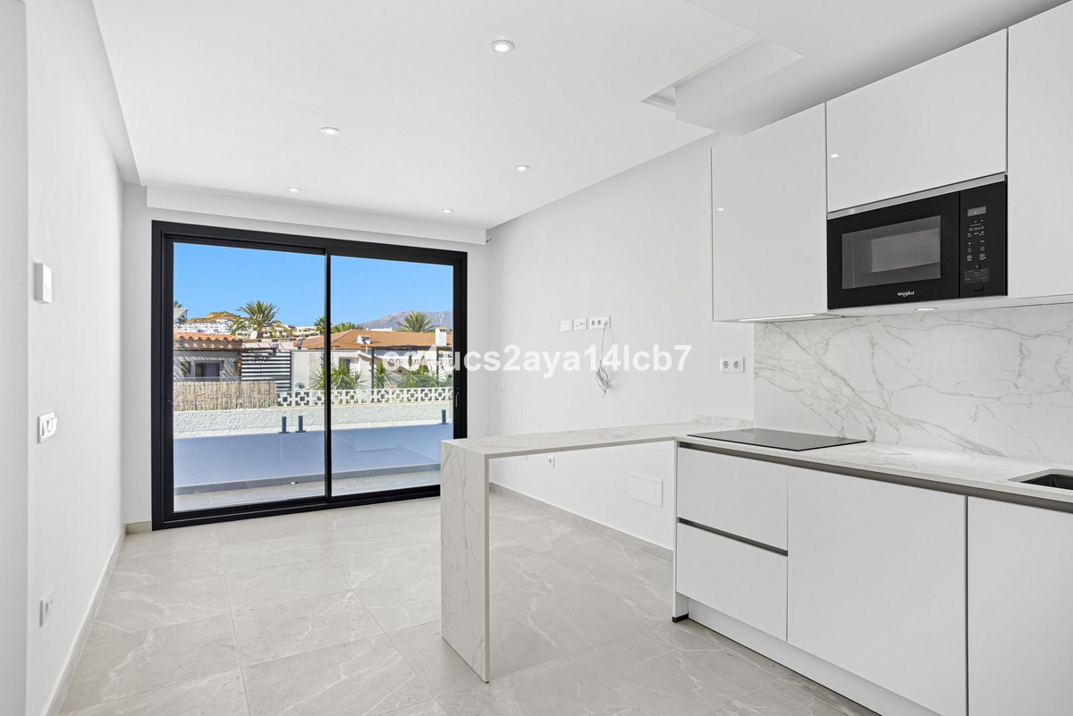 Apartamentos de 2 dormitorios en venta en La Cala de Mijas – R5170828