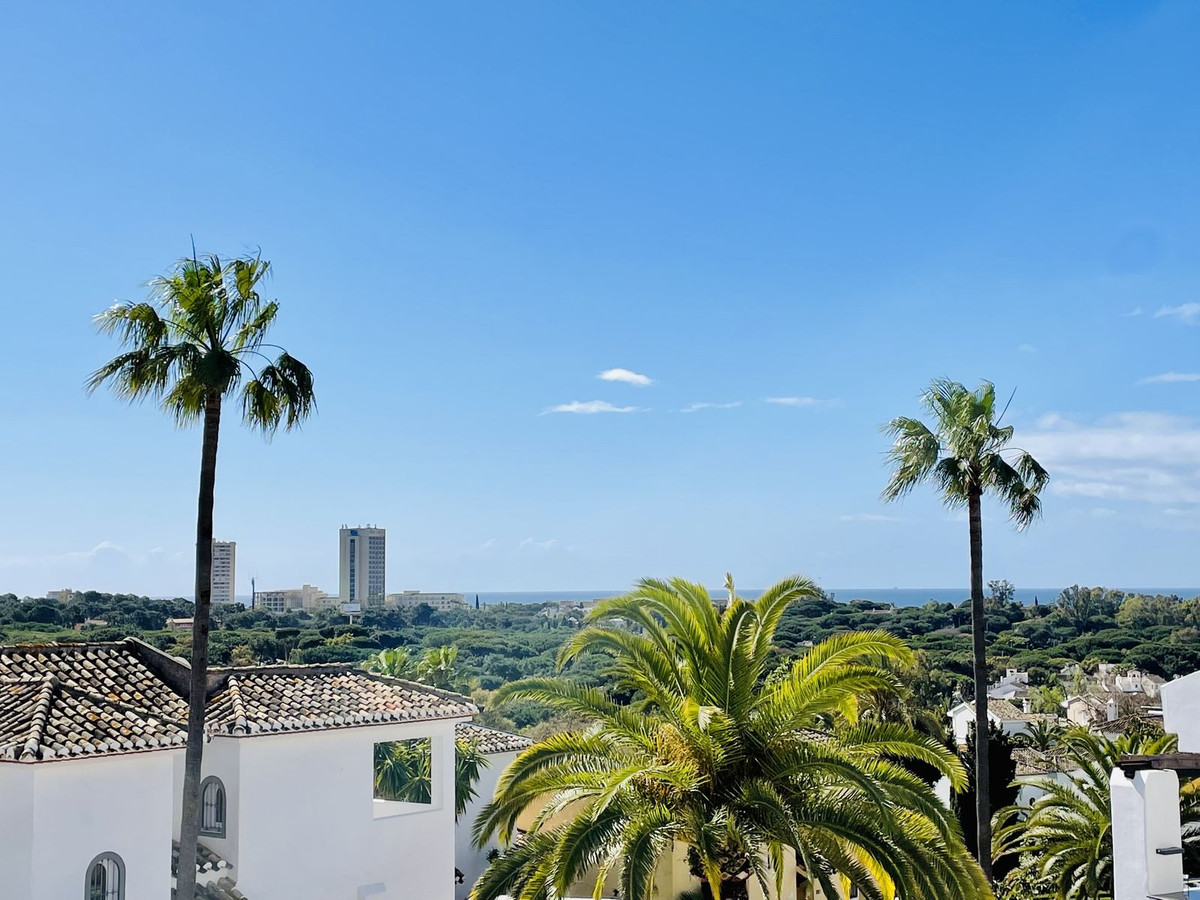 5 bedroom Villas for sale in Elviria – R5200192 5 bedroom Villas for sale in Elviria – R5200192
