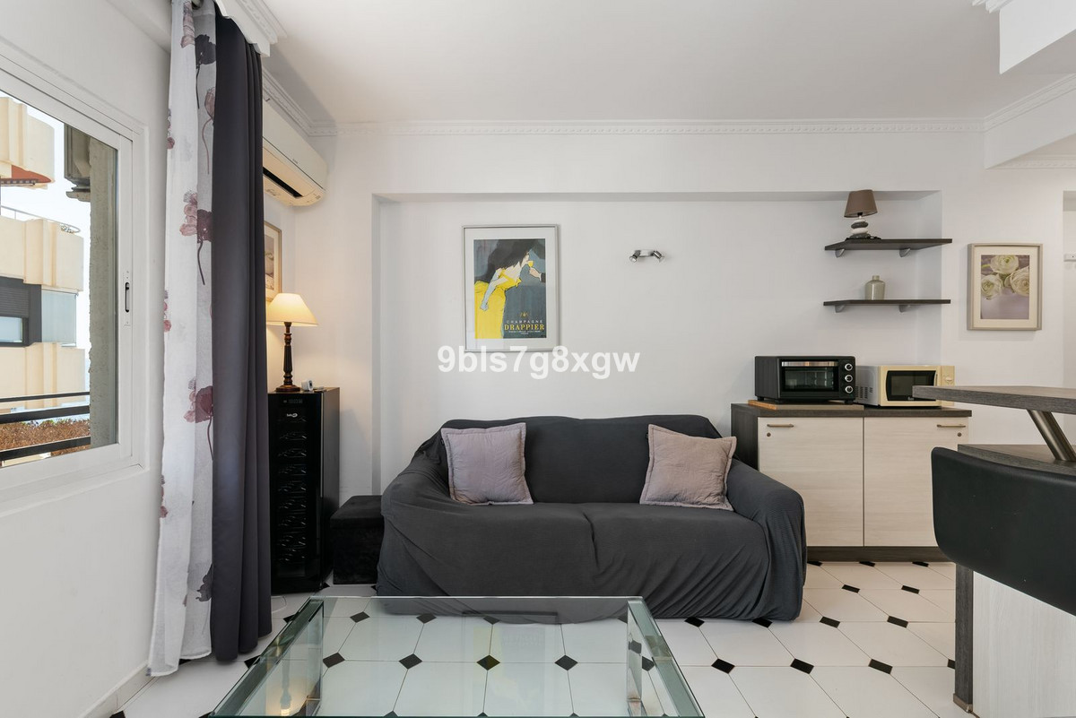 1 bedroom Apartments for sale in Marbella – R5173567