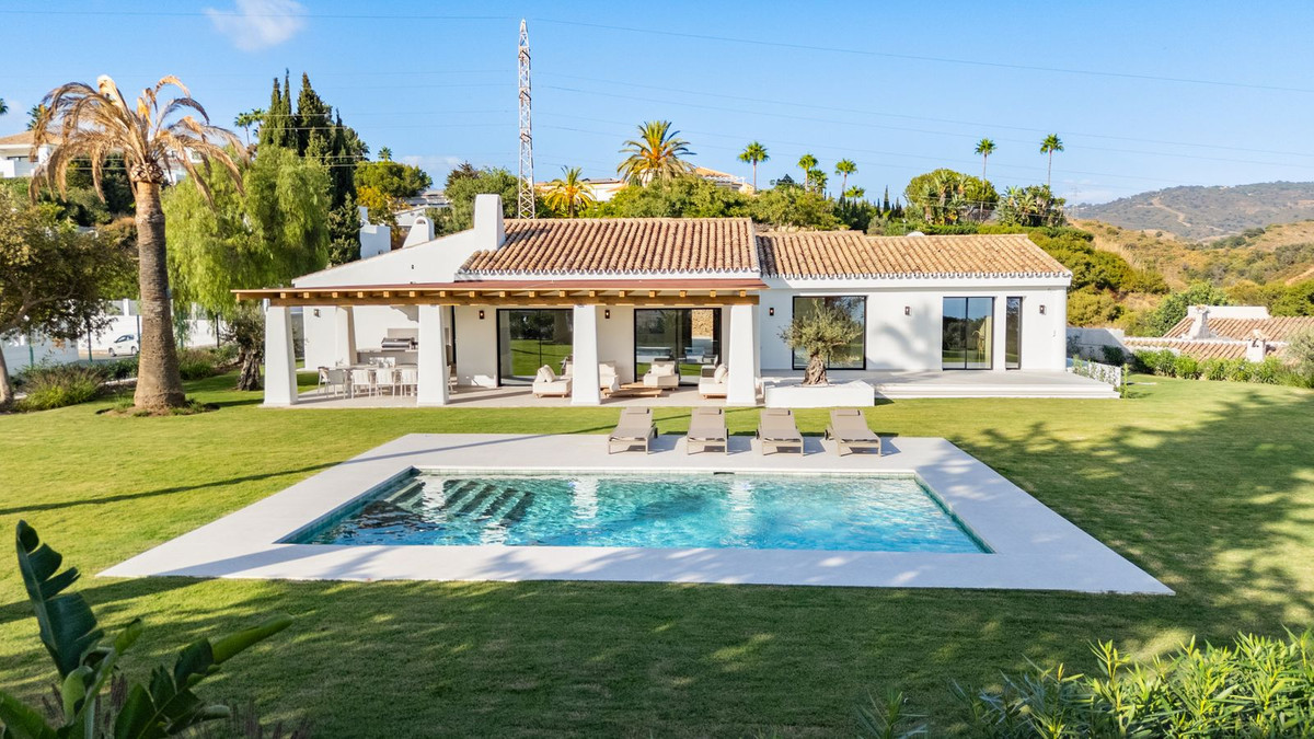 Villas de 5 dormitorios en venta en El Rosario – R5192215