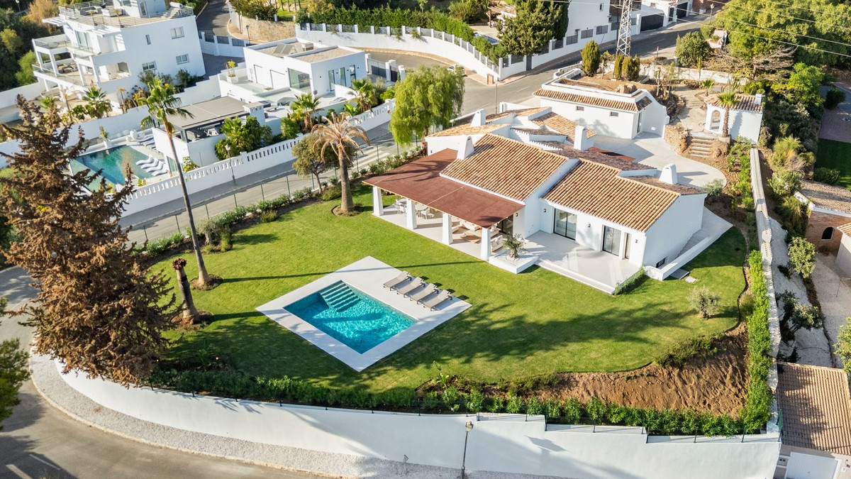 Villas de 5 dormitorios en venta en El Rosario – R5192215