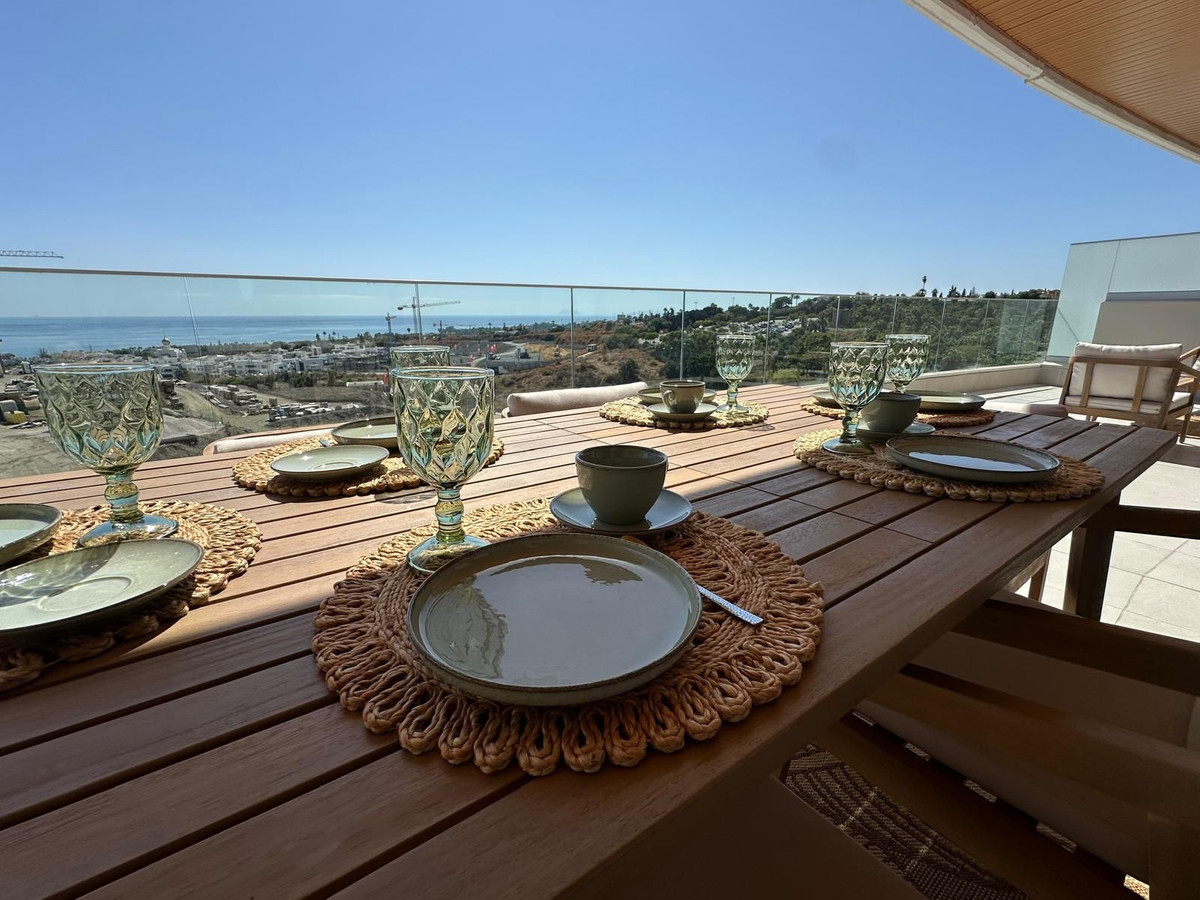 Apartamentos de 3 dormitorios en venta en Selwo – R5162590