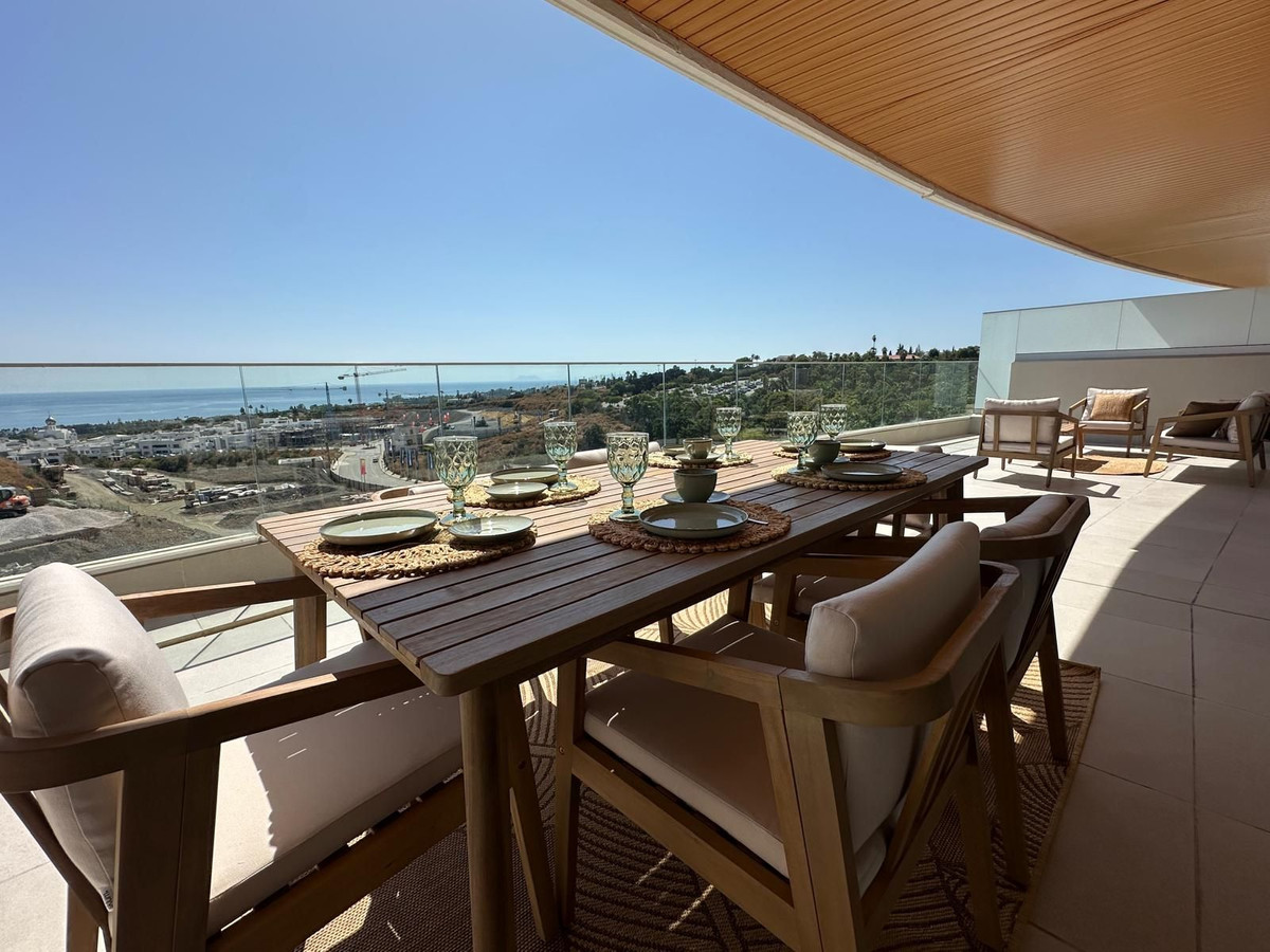 Apartamentos de 3 dormitorios en venta en Selwo – R5162590