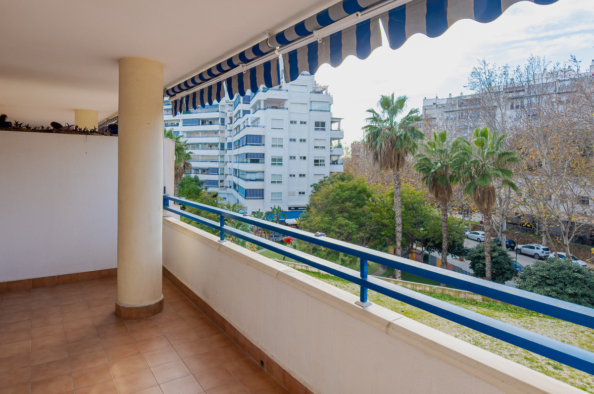 Apartamentos de 2 dormitorios en venta en Marbella – R4933900