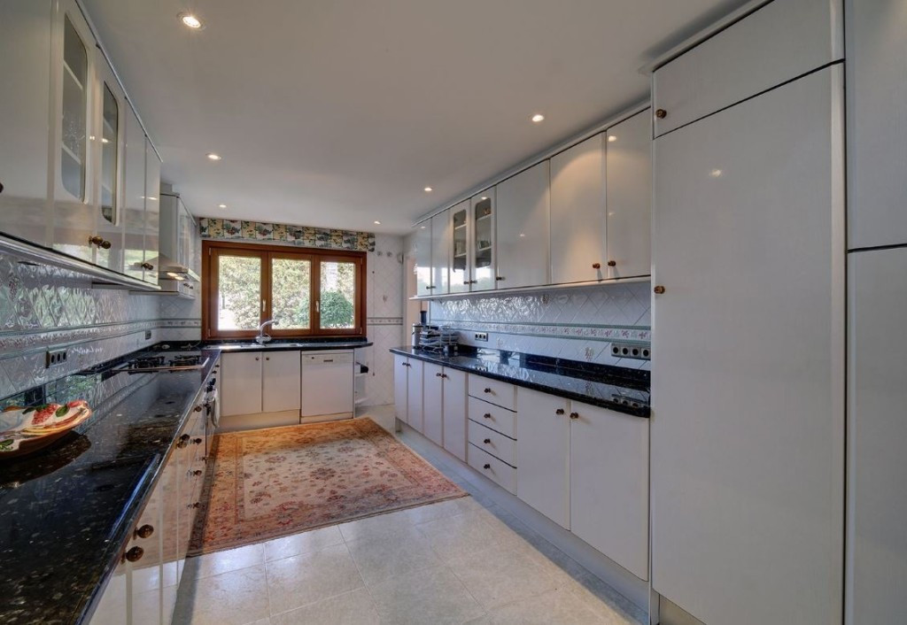 5 bedroom Villas for sale in Atalaya – R4965571