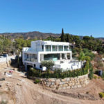 Villas de 4 dormitorios en venta en Elviria – R4976098