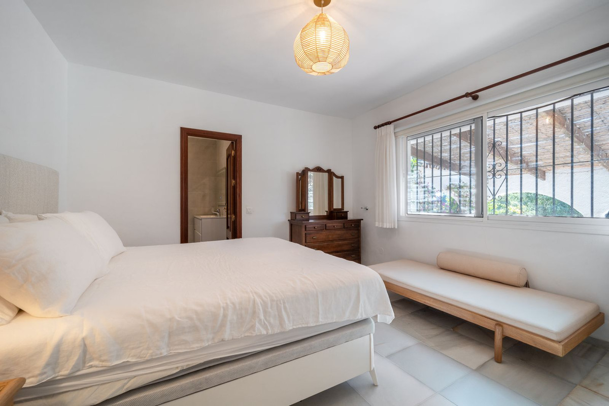 Villas de 2 dormitorios en venta en Elviria – R5198512