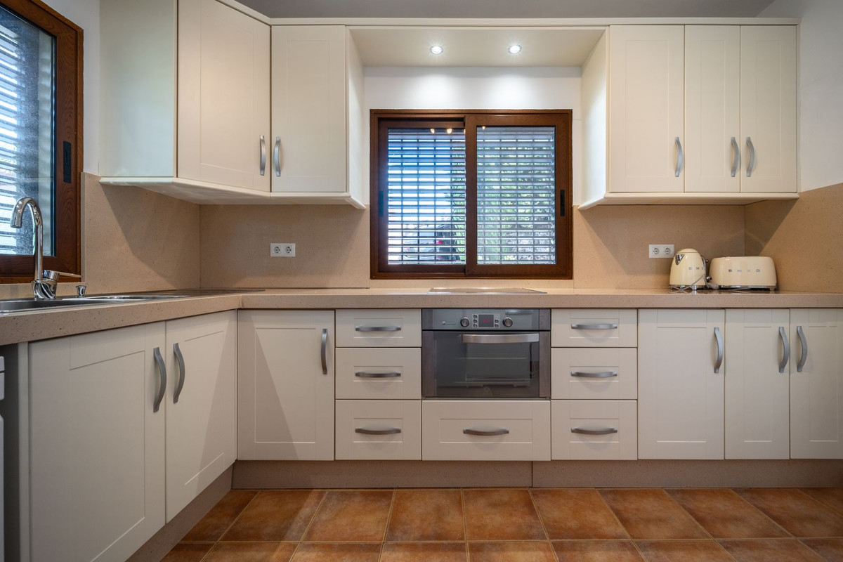 Villas de 2 dormitorios en venta en Elviria – R5198512