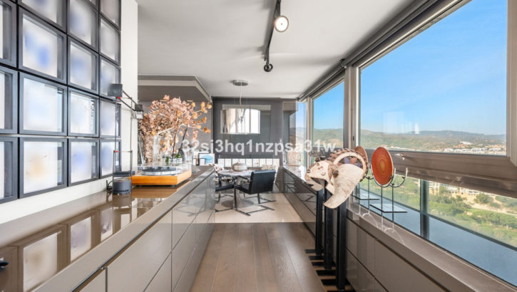 3 bedroom Penthouses for sale in Marbella – R5078782 in 