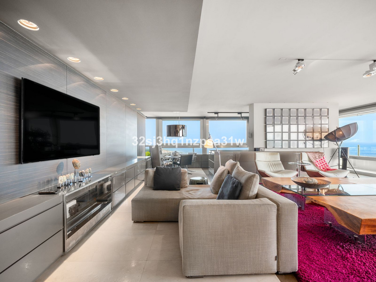 Aticos de 3 dormitorios en venta en Marbella – R5078782