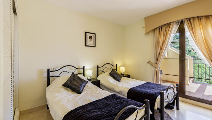 Apartamentos de 3 dormitorios en venta en Los Arqueros – R5186860 en 