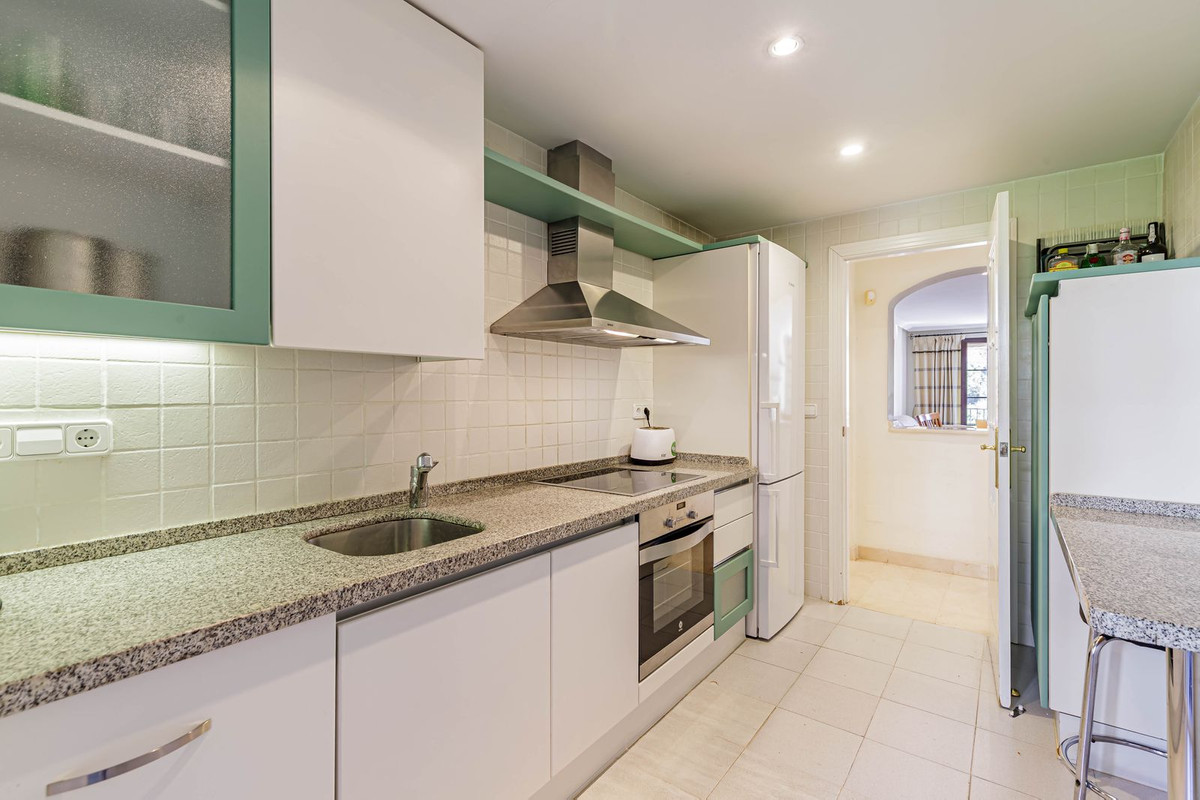 3 bedroom Apartments for sale in Los Arqueros – R5186860