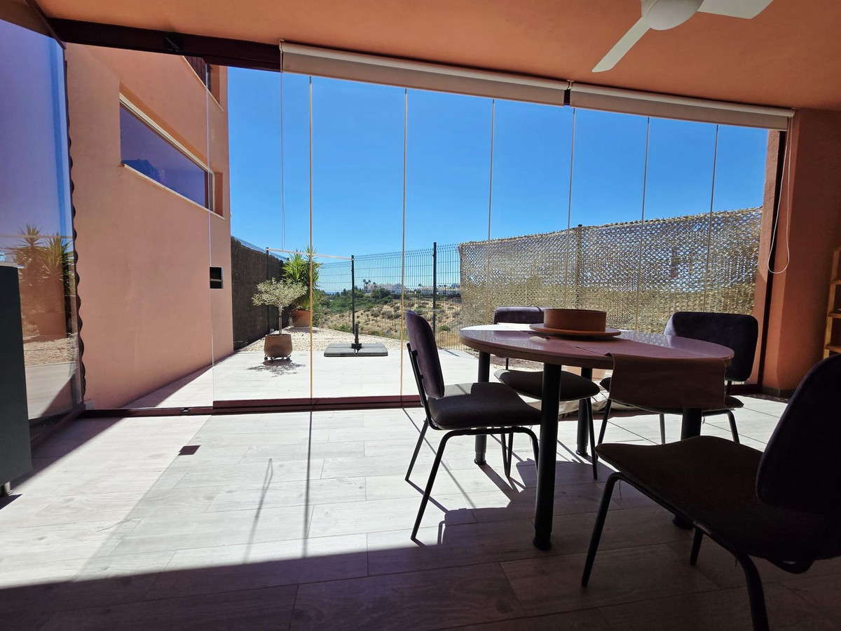 2 bedroom Apartments for sale in La Cala de Mijas – R5164114
