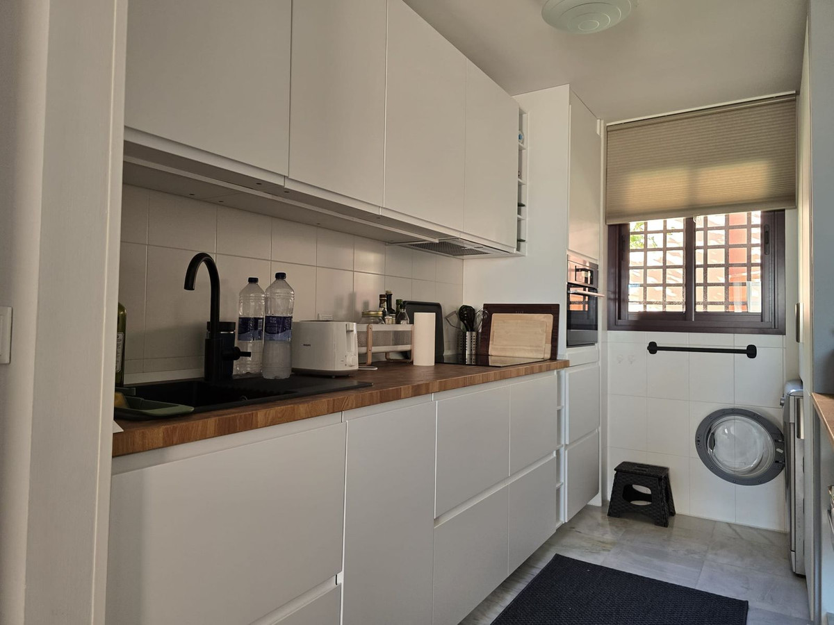 2 bedroom Apartments for sale in La Cala de Mijas – R5164114