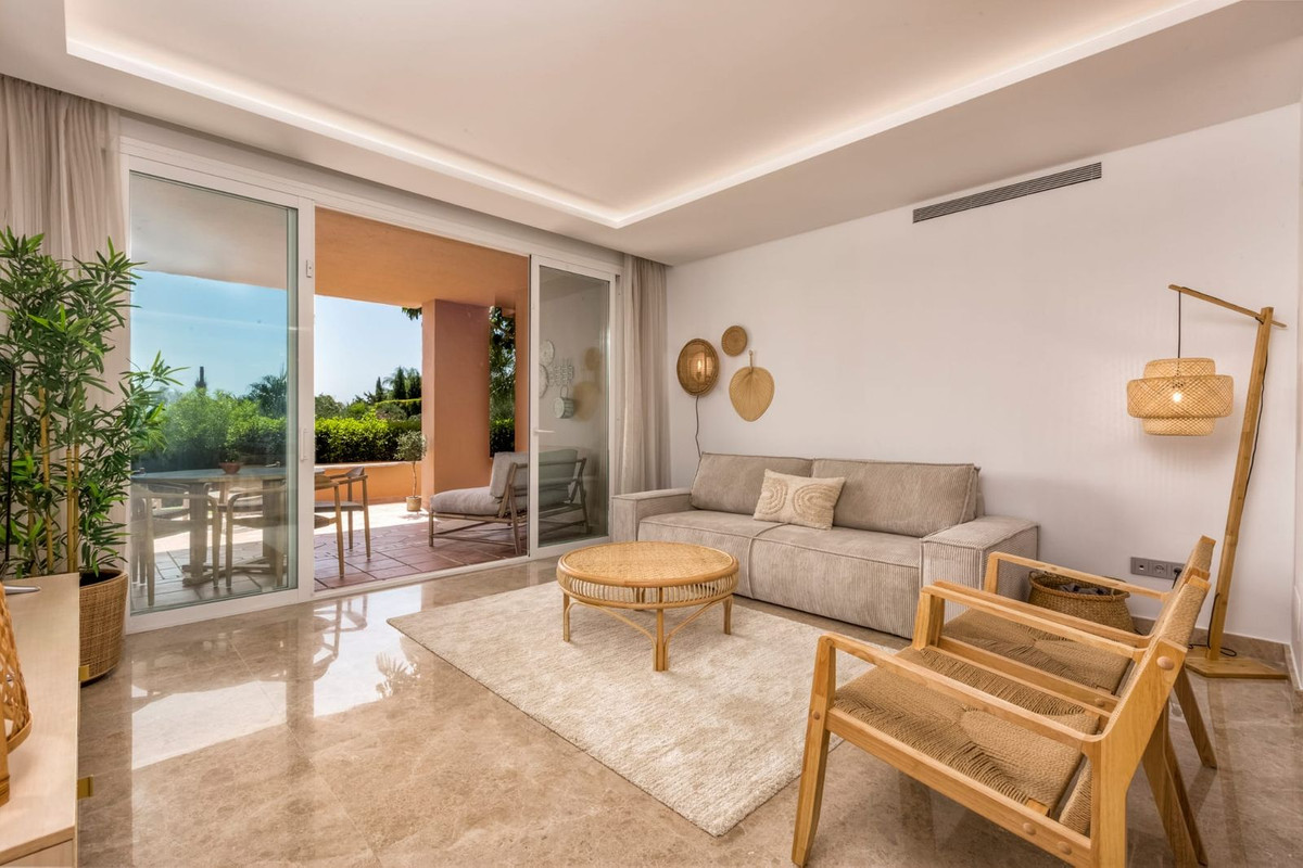 2 bedroom Apartments for sale in Marbella – R4839838