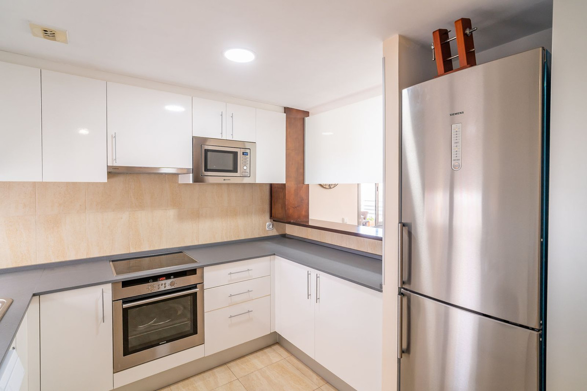 2 bedroom Apartments for sale in La Cala de Mijas – R5199397