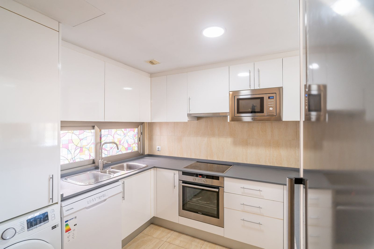 2 bedroom Apartments for sale in La Cala de Mijas – R5199397