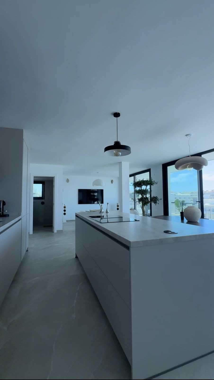 Aticos de 3 dormitorios en venta en Marbella – R5183794