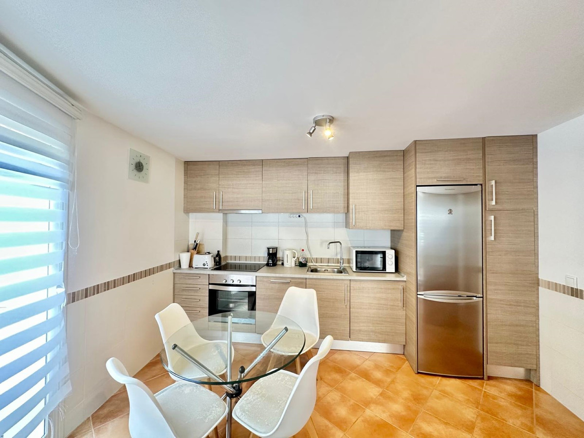 3 bedroom Apartments for sale in Marbella – R5192458