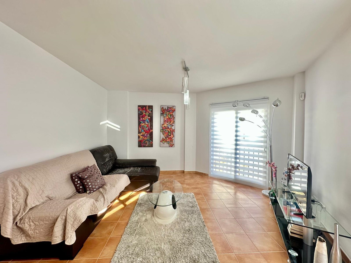 3 bedroom Apartments for sale in Marbella – R5192458