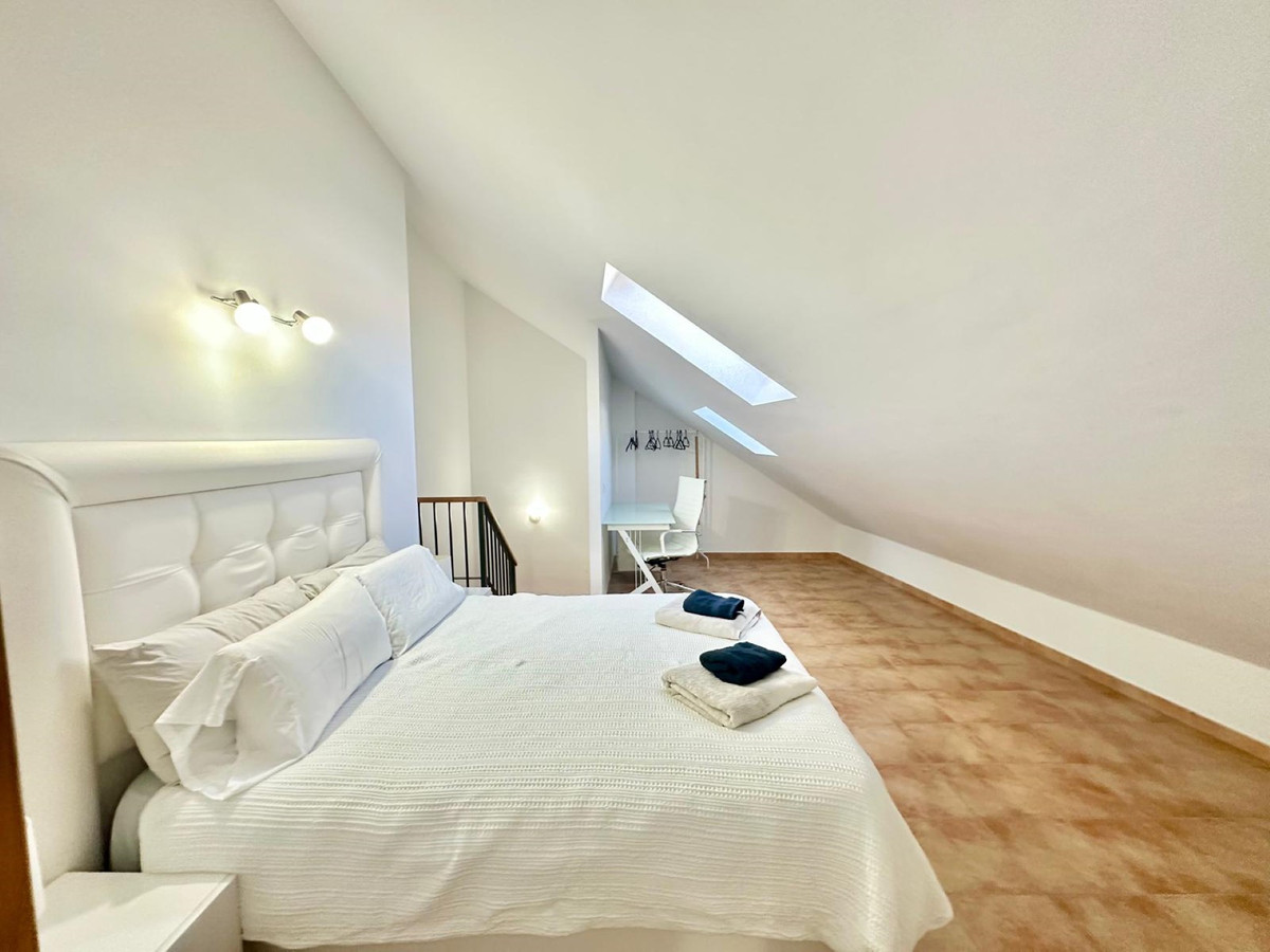3 bedroom Apartments for sale in Marbella – R5192458