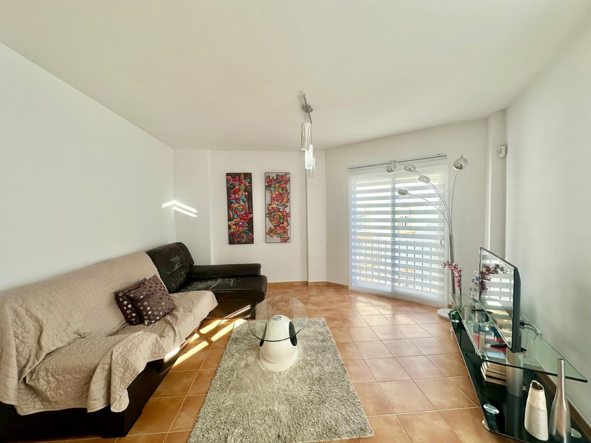 3 bedroom Apartments for sale in Marbella – R5192458