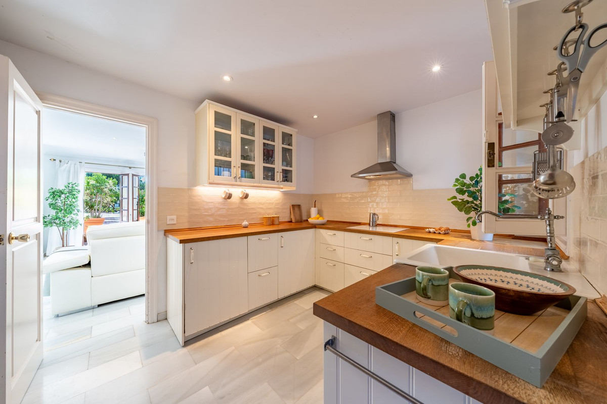 3 bedroom Apartments for sale in Marbella – R5167504