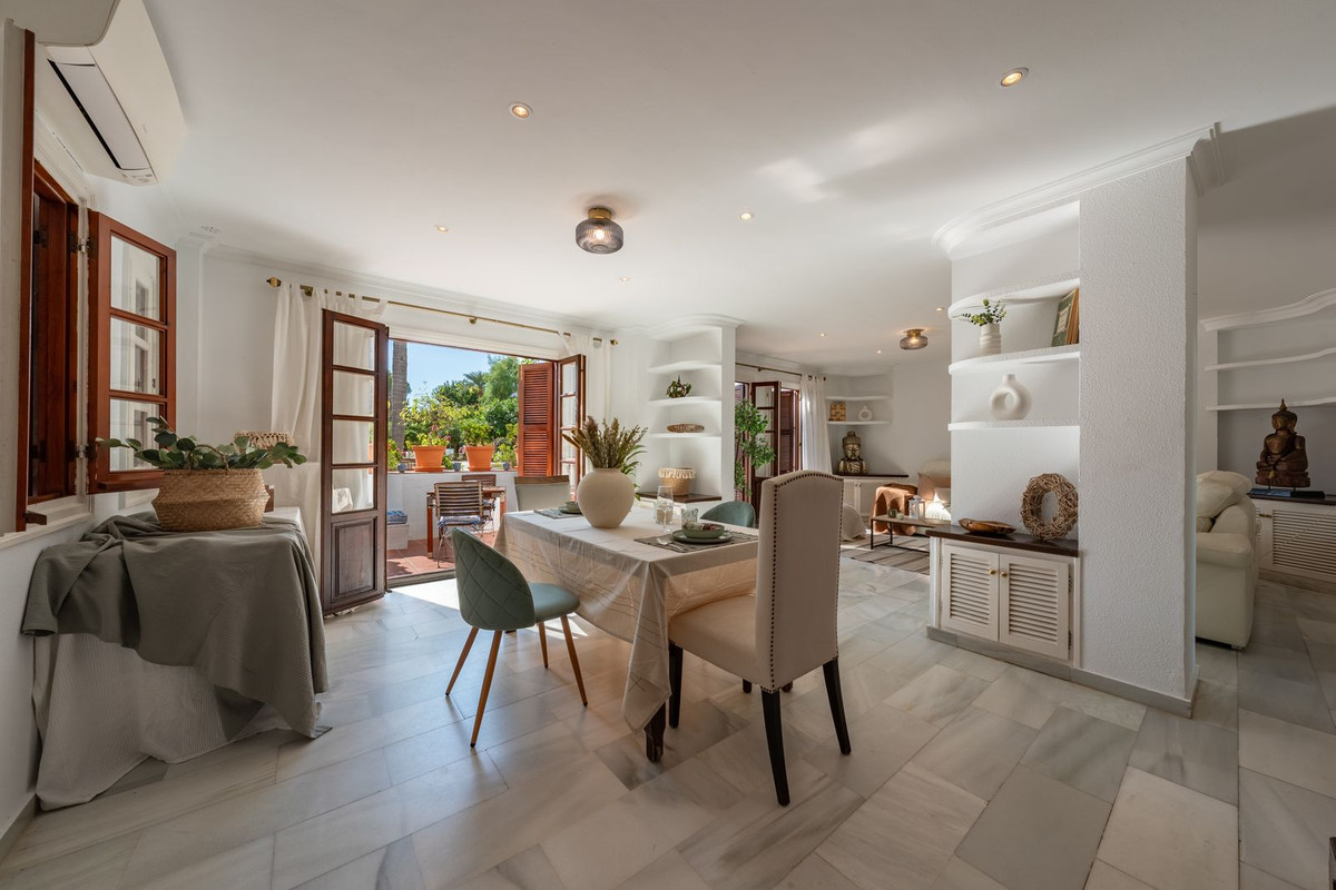 3 bedroom Apartments for sale in Marbella – R5167504
