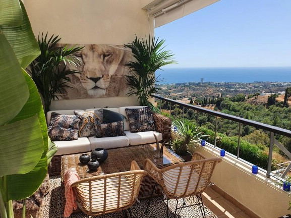 3 bedroom Apartments for sale in Los Monteros – R4926622