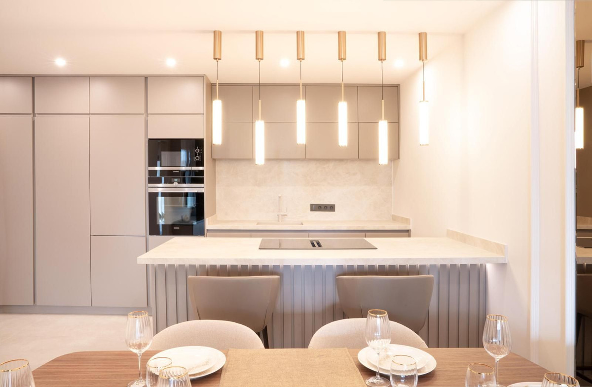 Apartamentos de 3 dormitorios en venta en Nueva Milla de Oro – R5179693