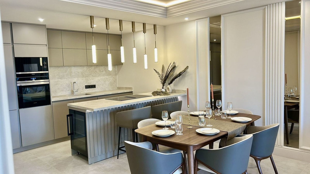 Apartamentos de 3 dormitorios en venta en Nueva Milla de Oro – R5179693