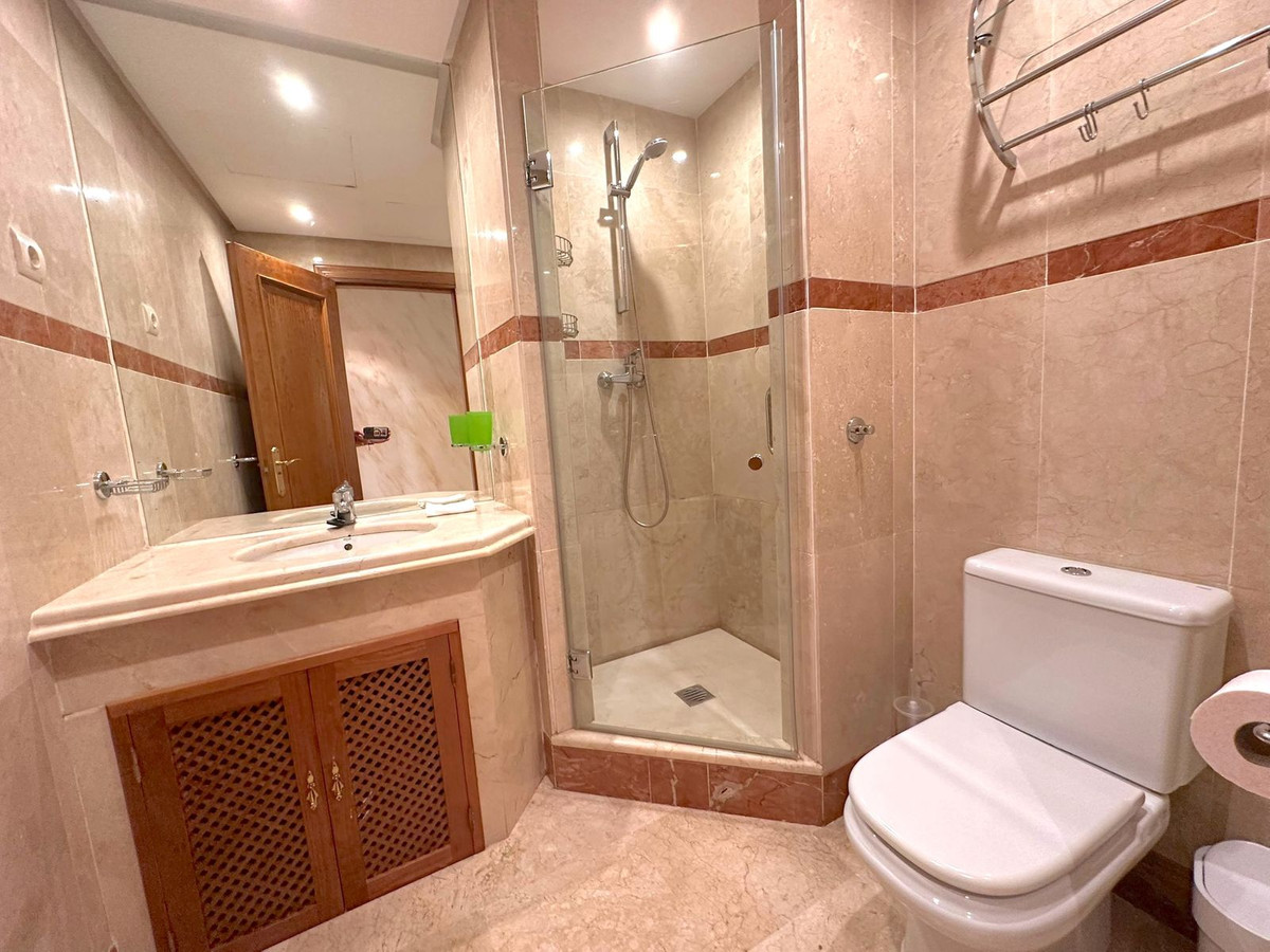 3 bedroom Apartments for sale in Atalaya – R5184298
