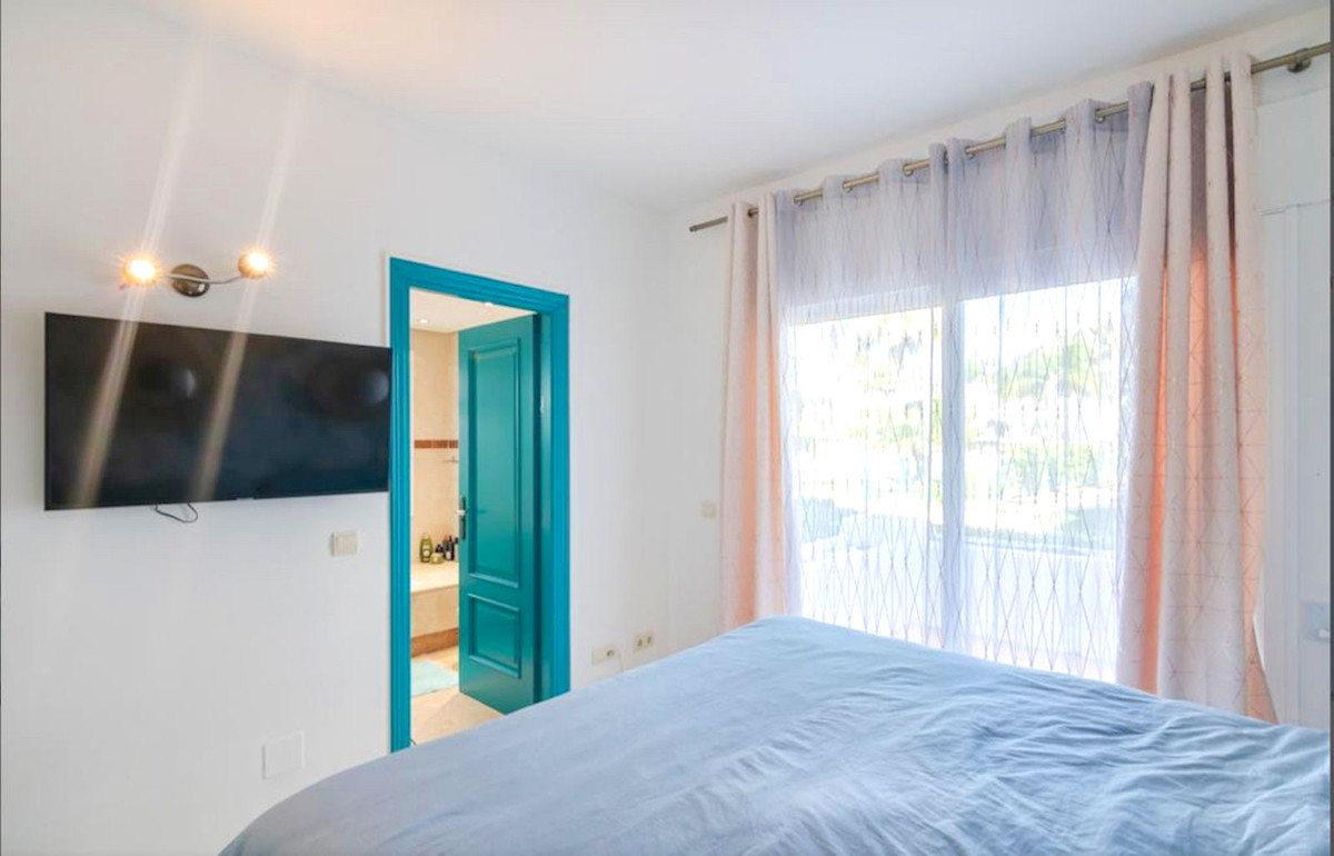 3 bedroom Apartments for sale in Atalaya – R5184298