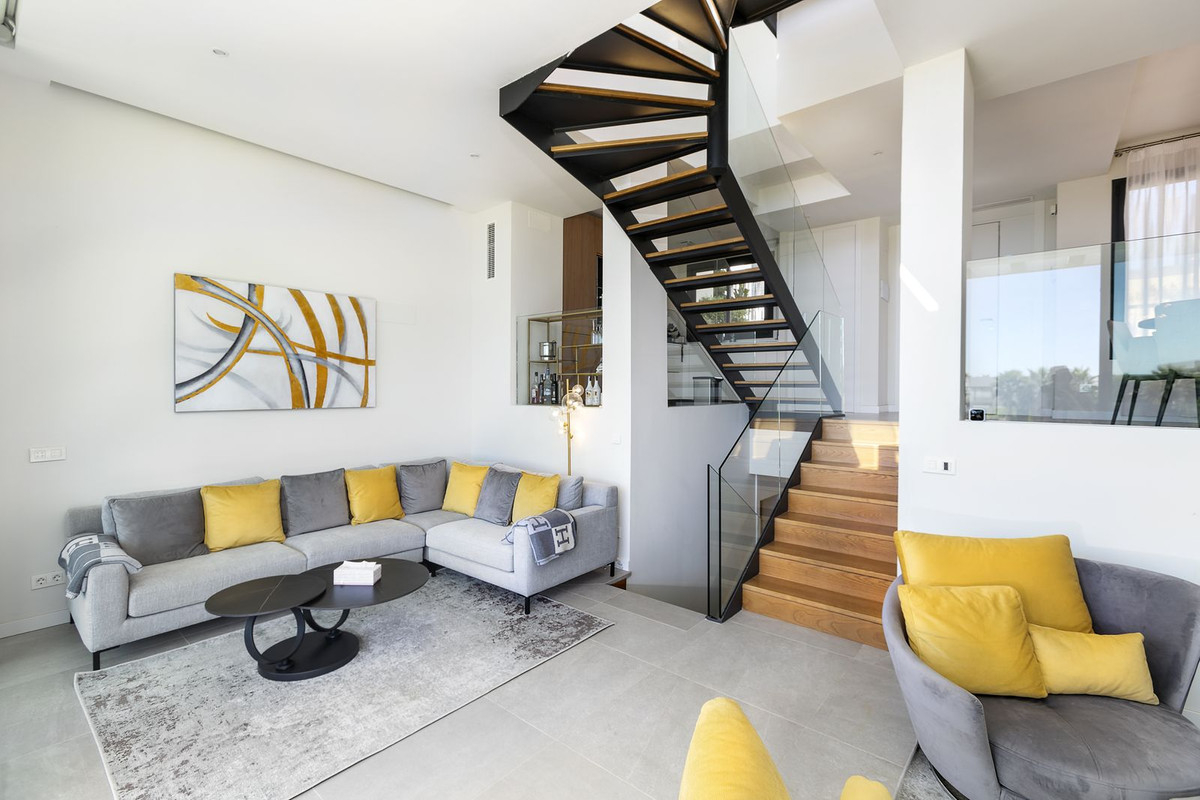 Adosados de 3 dormitorios en venta en Cabopino – R5155285