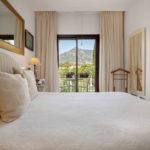 Adosados de 5 dormitorios en venta en Marbella – R5181520