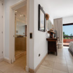 Adosados de 5 dormitorios en venta en Marbella – R5181520