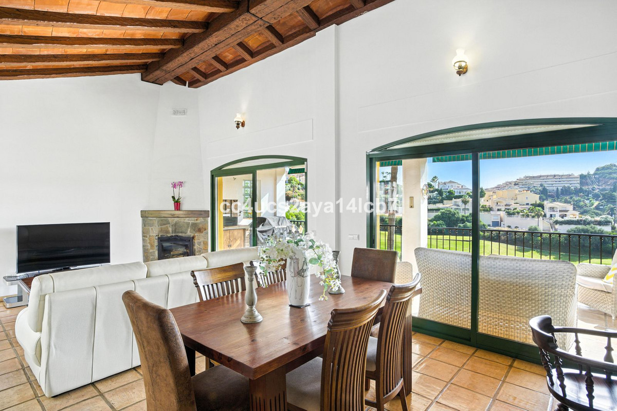 Pareados de 3 dormitorios en venta en Riviera del Sol – R5207737