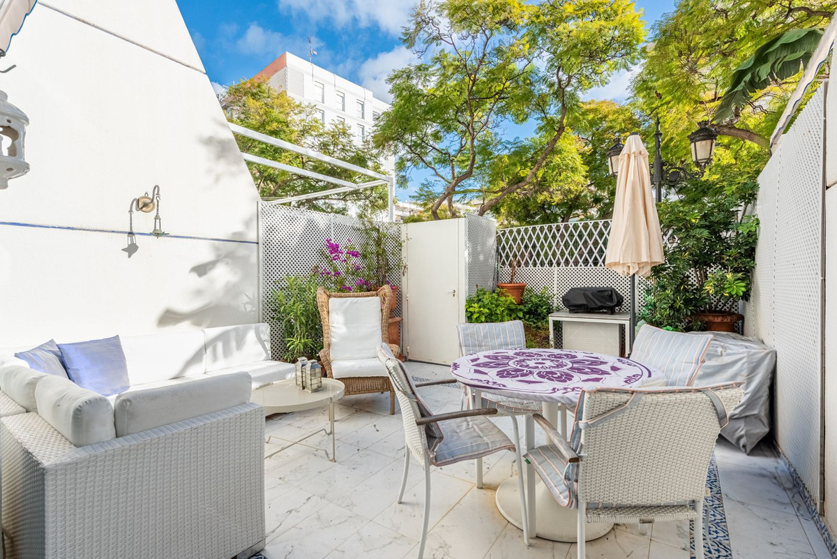 Apartamentos de 2 dormitorios en venta en Marbella – R4951273 Apartamentos de 2 dormitorios en venta en Marbella – R4951273