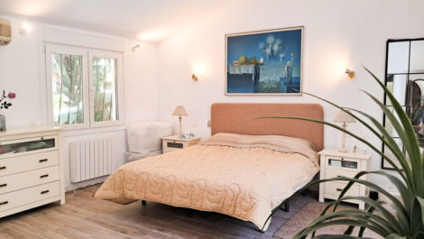 Villas de 3 dormitorios en venta en Calahonda – R5166562